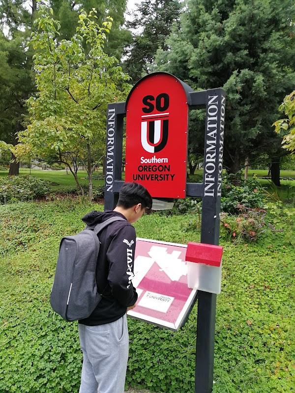 Southern Oregon University campus photo 5