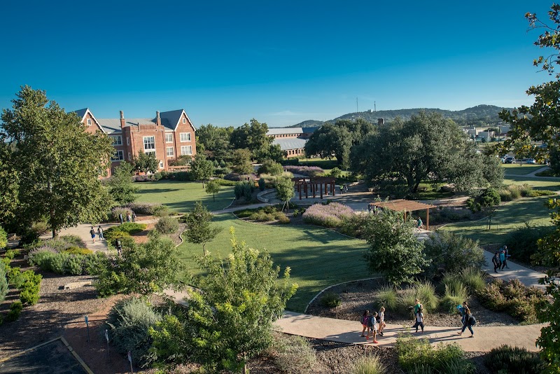 Schreiner University campus photo 1