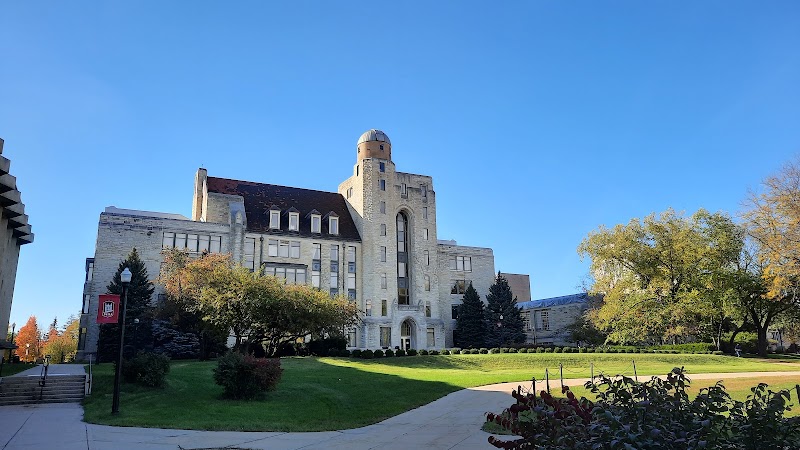 Northern Illinois University campus photo 4