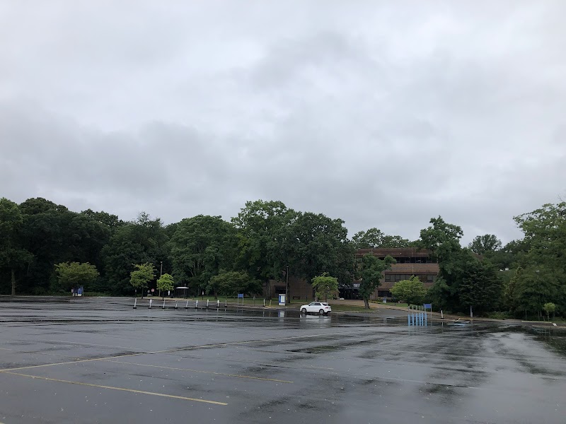 New York Institute of Technology campus photo 1
