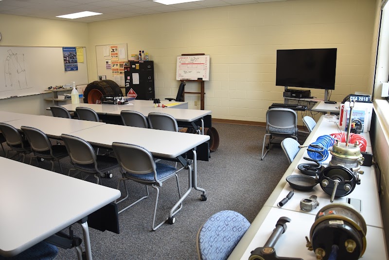 Illinois Valley Community College campus photo 3