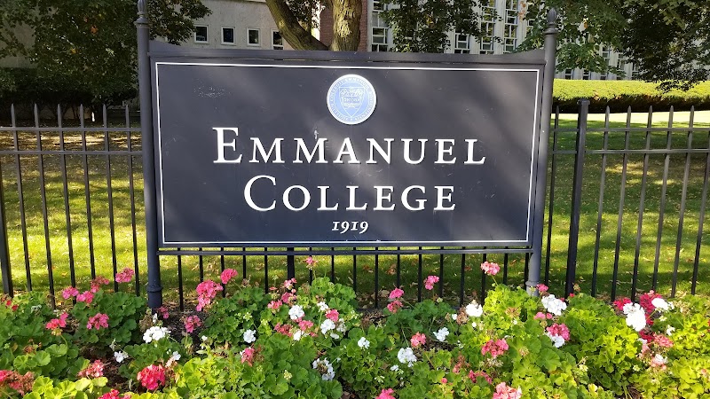 Emmanuel College campus photo 2