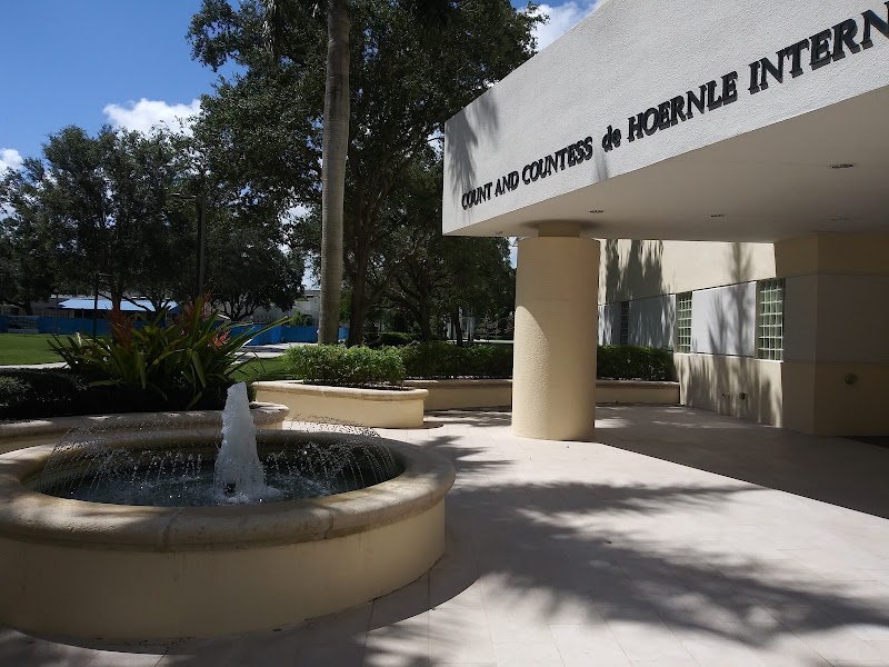 Lynn University campus photo 3