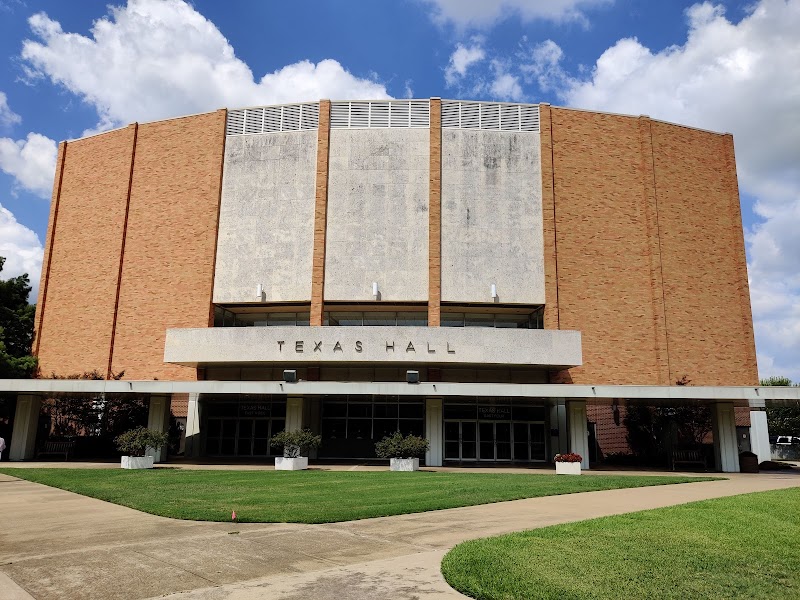 The University of Texas at Arlington campus photo 2