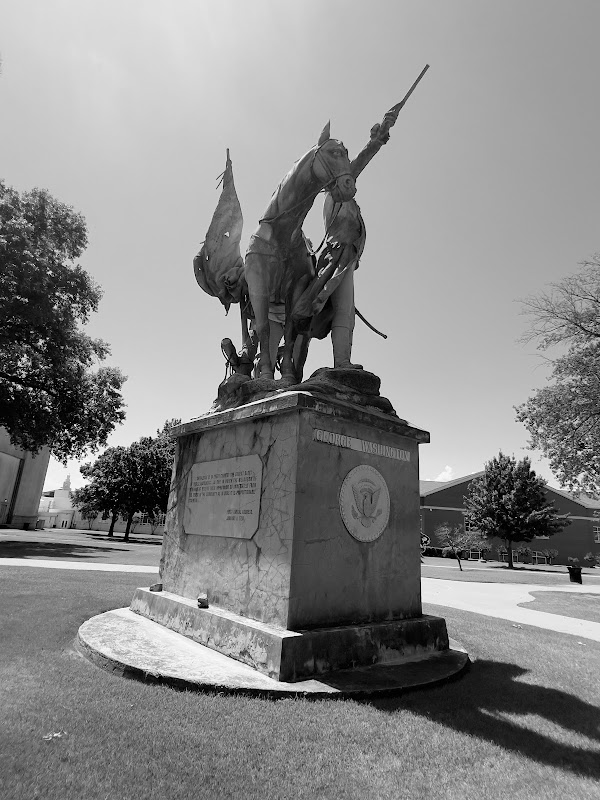 Rogers State University campus photo 4