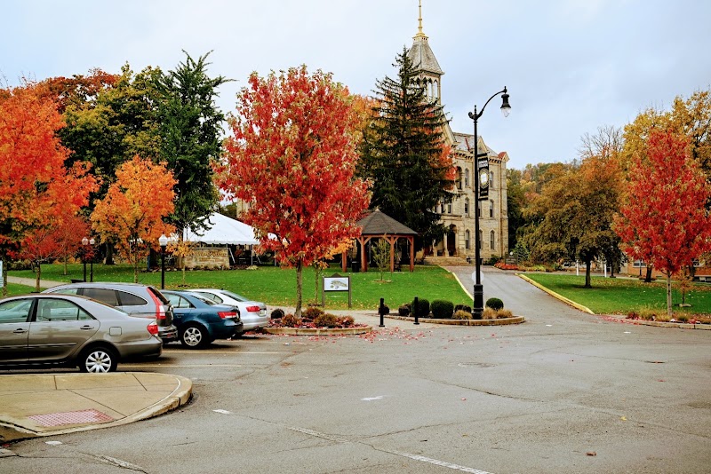 Geneva College campus photo 4