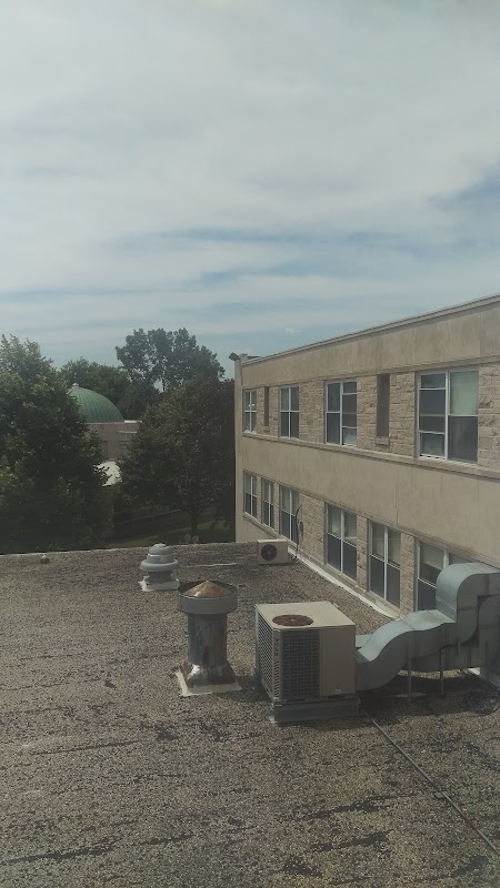 Hebrew Theological College campus photo 2