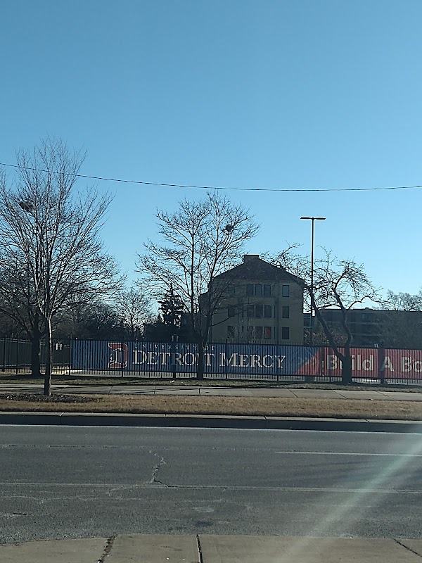 University of Detroit Mercy campus photo 3