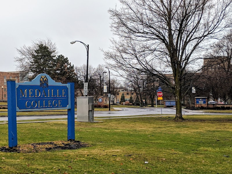 Medaille University campus photo 5