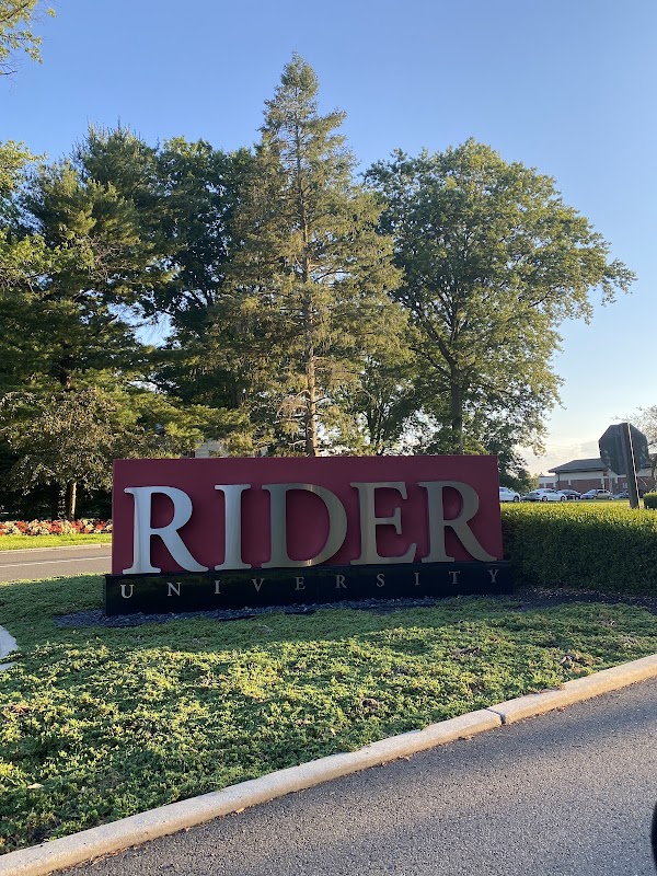 Rider University campus photo 3
