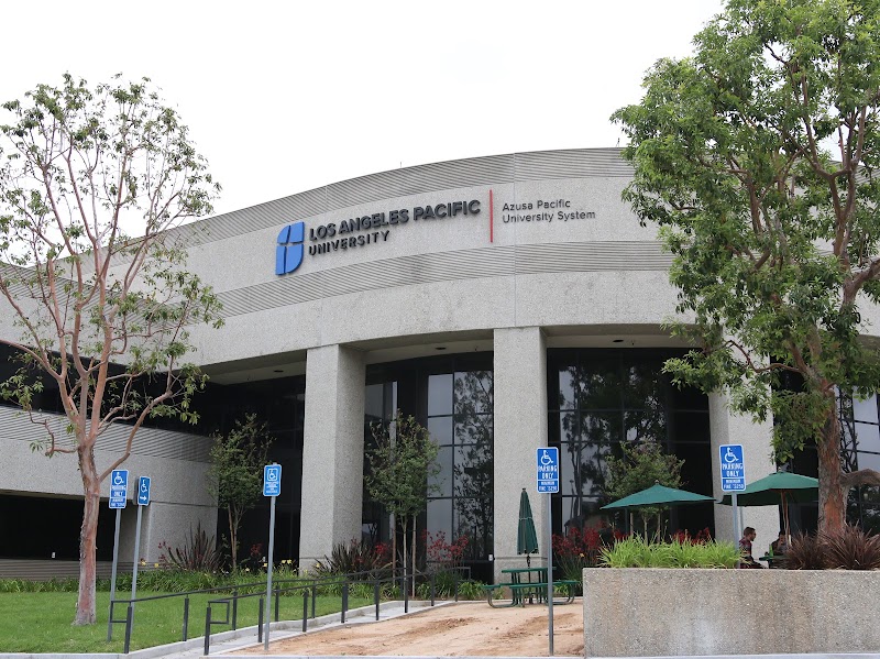 Los Angeles Pacific University campus photo 2