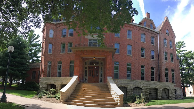 Cornell College campus photo 4