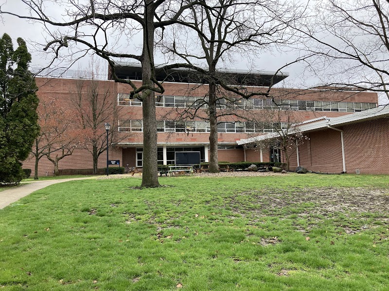Earlham College campus photo 5