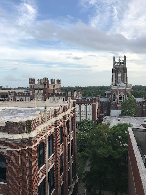 Loyola University New Orleans campus photo 3