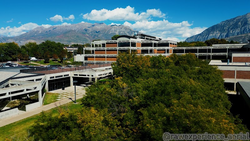 Utah Valley University campus photo 2