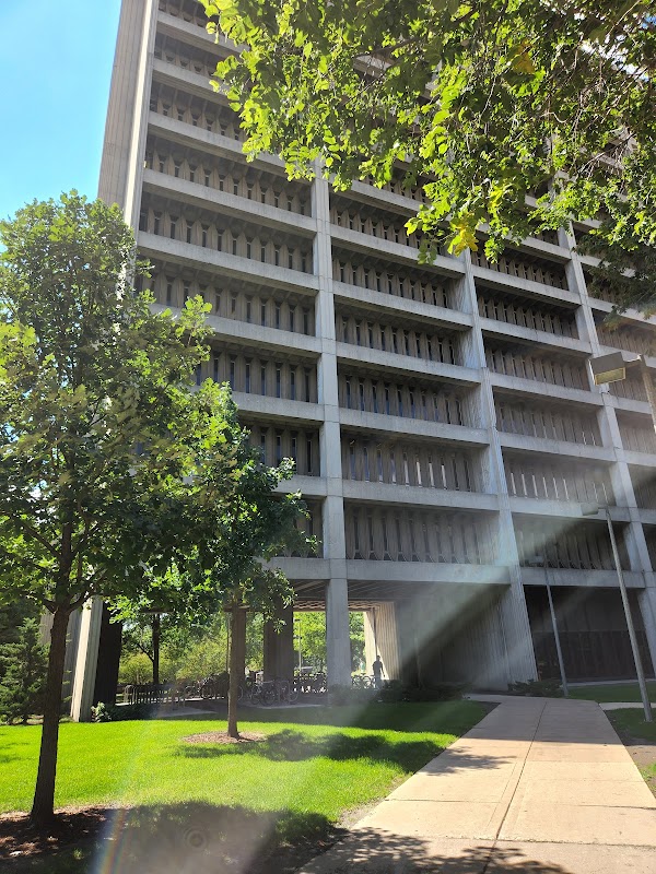 University of Illinois Chicago campus photo 2