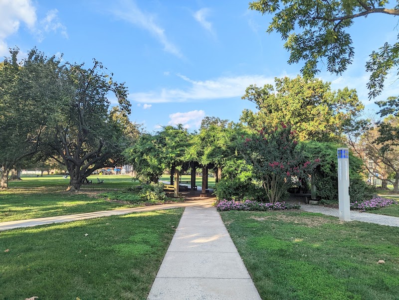 Hood College campus photo 4