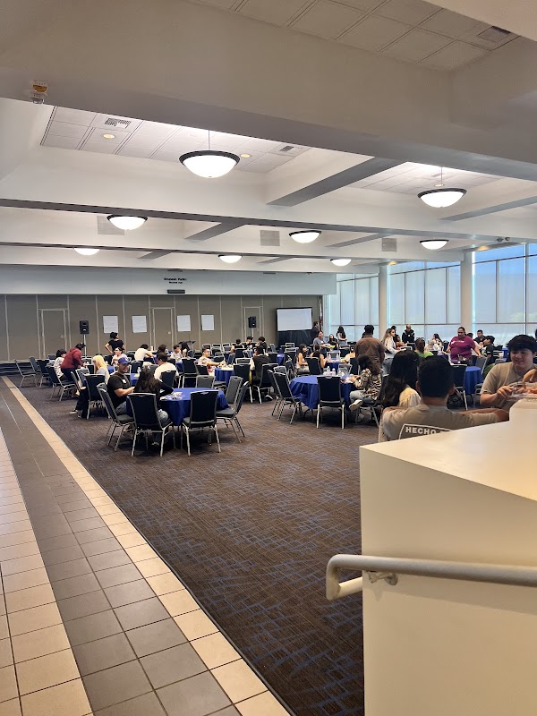 Cerritos College campus photo 2