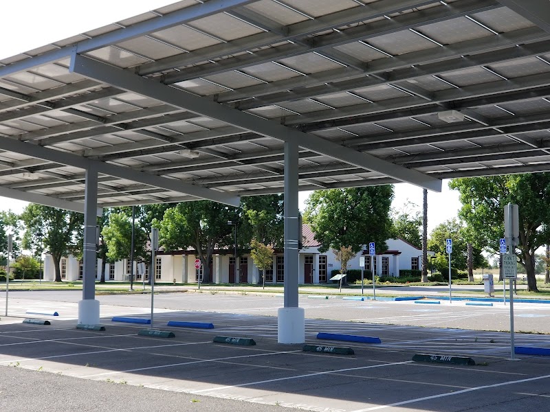 Woodland Community College campus photo 1