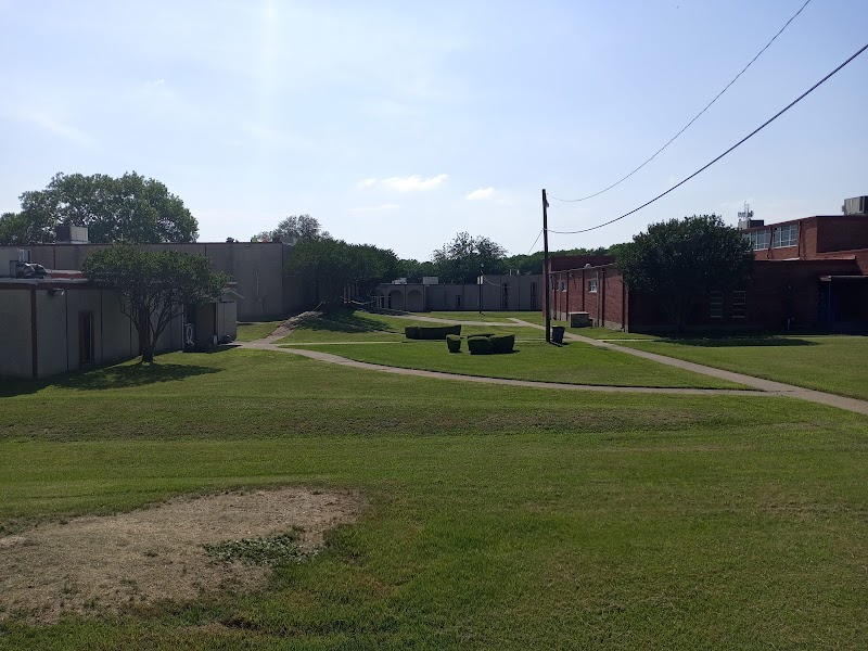 Southwestern Christian College campus photo 5