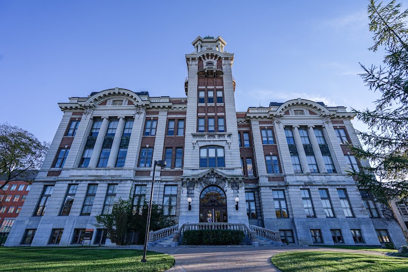 Syracuse University campus photo 4