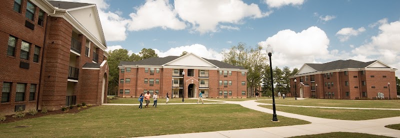 Chowan University campus photo 5