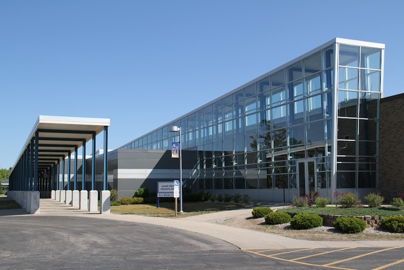 Bay de Noc Community College campus photo 2