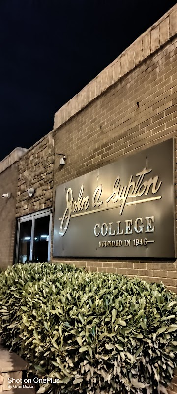 John A Gupton College campus photo 2