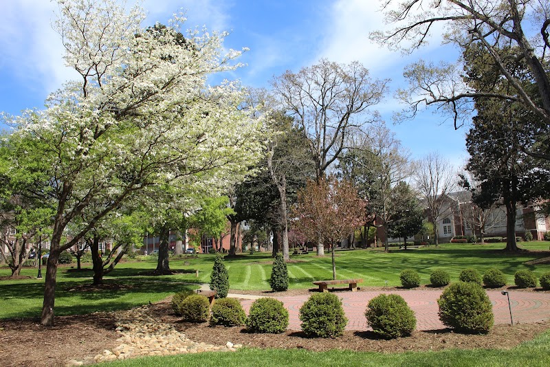 Lenoir-Rhyne University campus photo 3