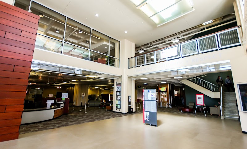 Pierce College District campus photo 4