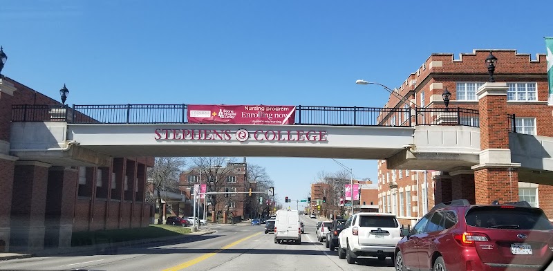 Stephens College campus photo 2