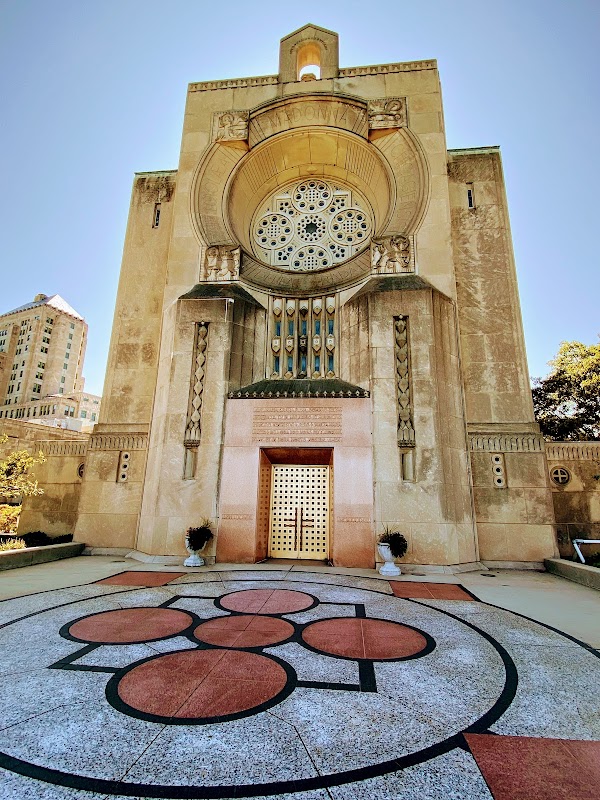 Loyola University Chicago campus photo 2