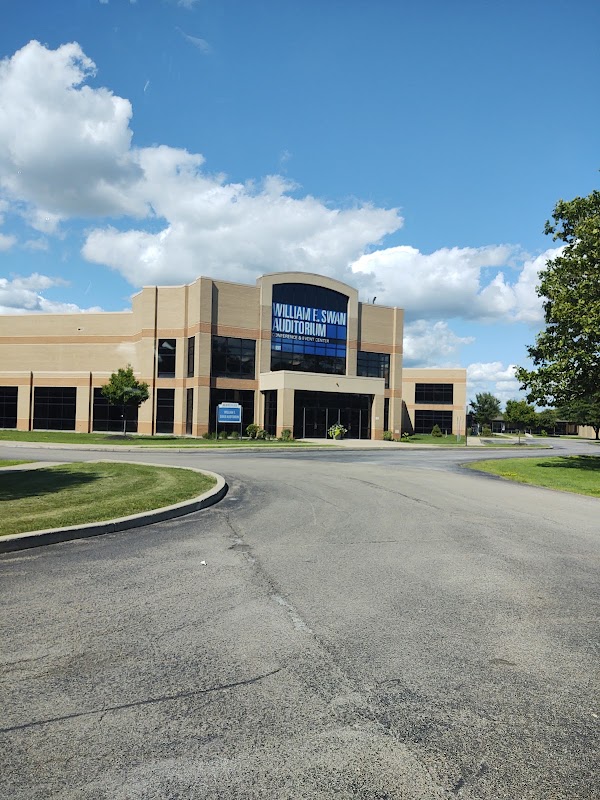 Hilbert College campus photo 4