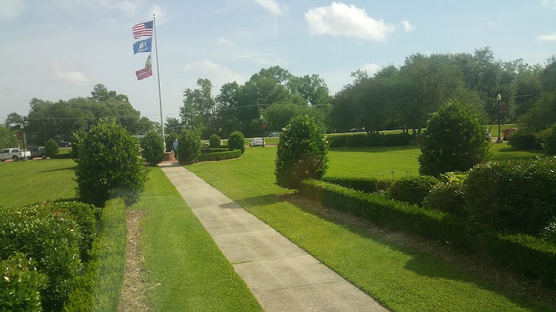 Nicholls State University campus photo 2