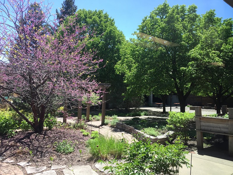 Hennepin Technical College campus photo 3