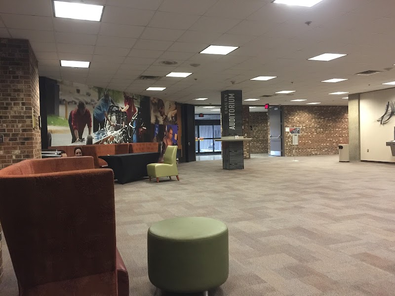 Hennepin Technical College campus photo 5