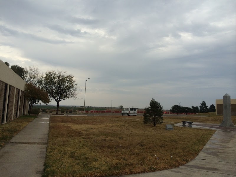 Clarendon College campus photo 1