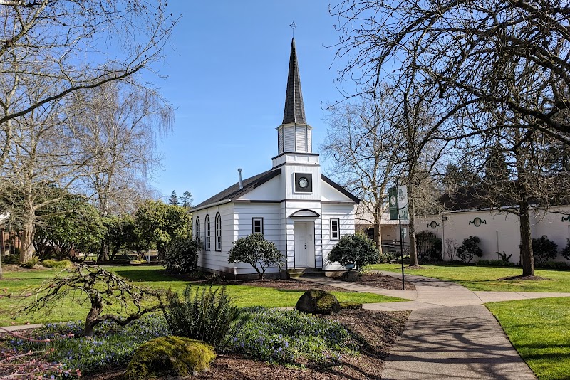 Multnomah University campus photo 2