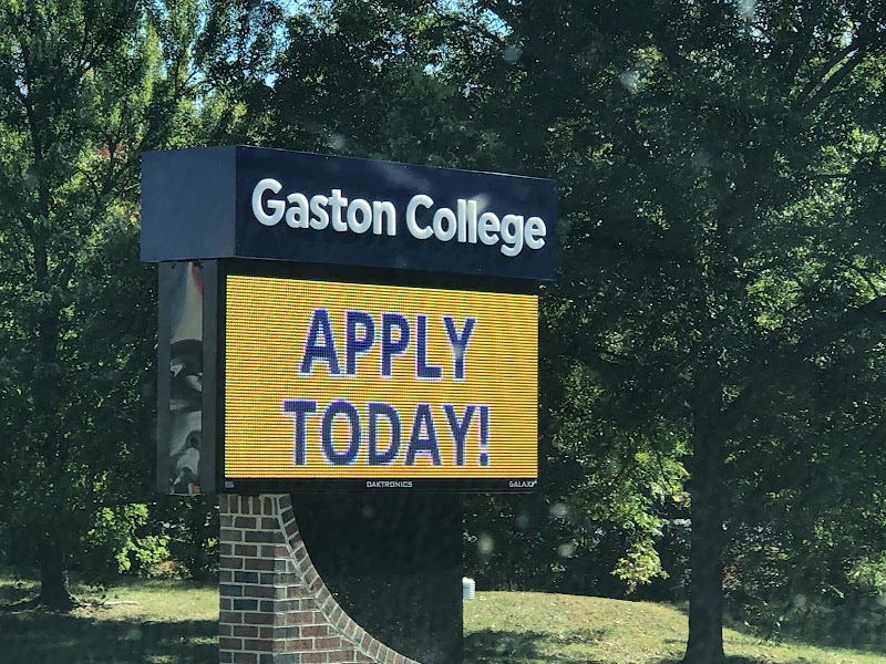 Gaston College campus photo 4