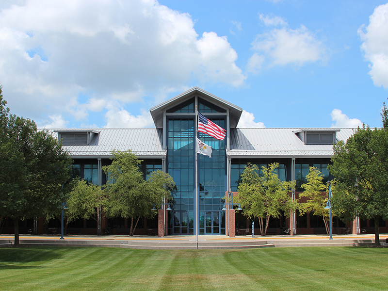 Heartland Community College campus photo 1
