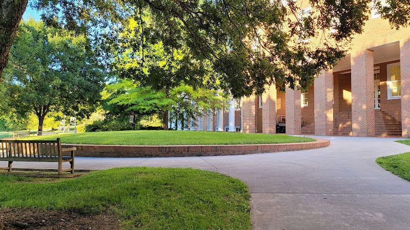 Hollins University campus photo 4